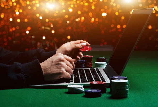 Real dealer streaming live Caribbean Stud Poker on gb777 login